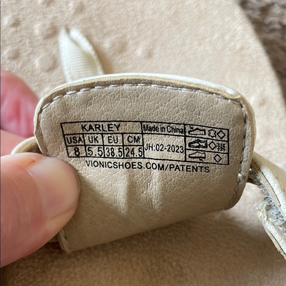 VIONIC Tan Women's Sandals - Picture 5 of 9